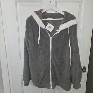 Cozy Gray Hooded Zip-Up Jacket